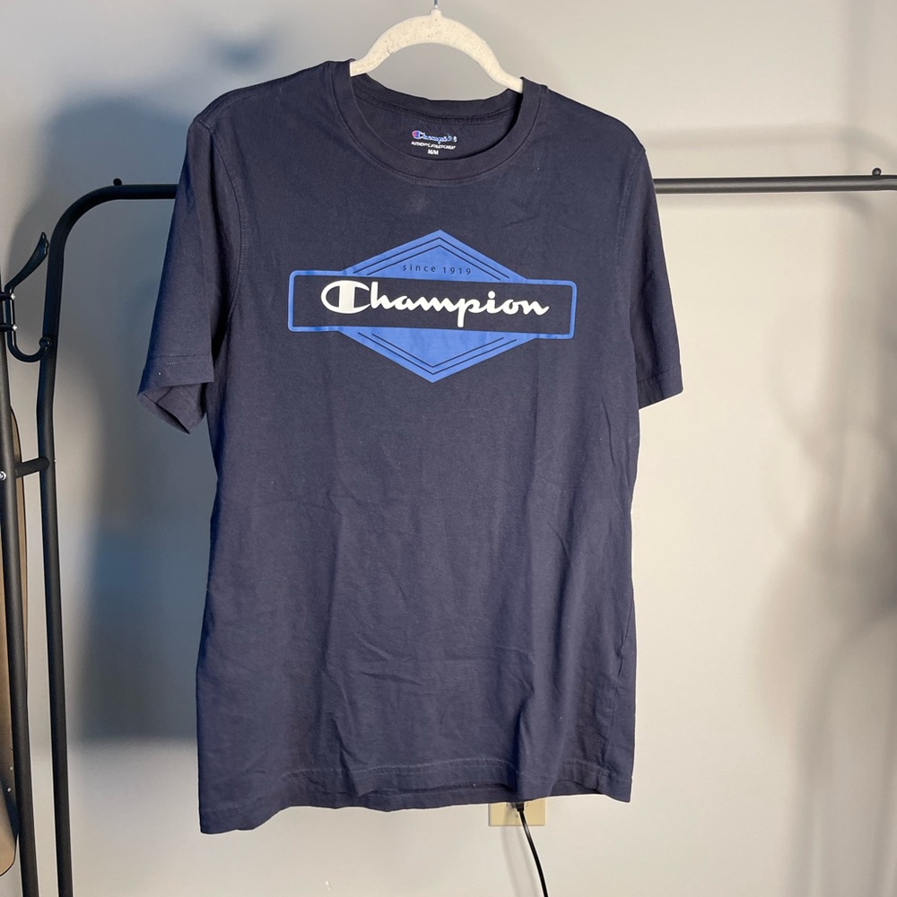 Champion t shirt
